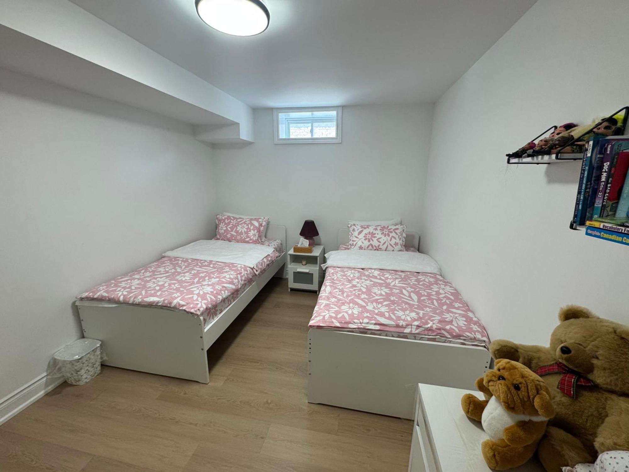 Cozy, Brand-New, 2Bdr,Walkout Apt, Free Parking Richmond Hill Exterior foto